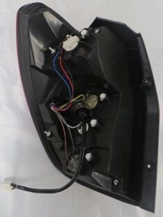 CHEVROLET CAPTIVA- 07/12; STOP LAMBASI SAG KIRMIZI/BEYAZ (FAMELLA)