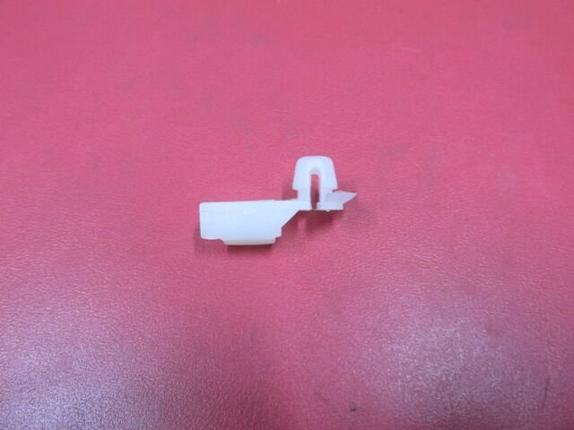 UNIVERSAL UNIVERSAL-; BAGAJ KAPAGI KILIT KLIPSI B TIPI TÜM ARAÇLAR IÇIN