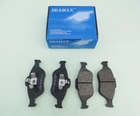 FORD FIESTA- 00/02; ÖN FREN BALATASI 1,25/1,3/1,4/1,6(DISK(151,3X55,5X18,54/15;0,50X59X18,54(BRAMAX)