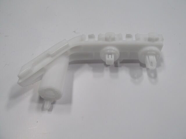 MITSUBISHI L200- PICK UP- 19/22; ÖN TAMPON IÇ BAGLANTI BRAKETI ÜST SAG (CASP)