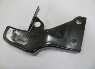 TOYOTA HILUX- PICK UP LN85- 89/97; ÖN TAMPON BAGLANTI BRAKETI SAG (TYG)