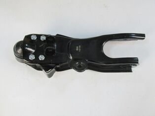 MAZDA B2500- PICK UP- 01/03; ÖN ALT TABLA SAG ROTILLI (SALINCAK) (SH)