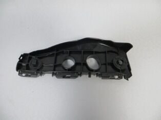 TOYOTA COROLLA- E150- 10/13; ÖN TAMPON IÇ BAGLANTI BRAKETI SAG PLASTIK