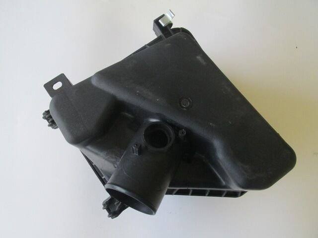 TOYOTA AURIS- 07/10; HAVA FILTRE KUTUSU (KABINI) (DIZEL TIP)