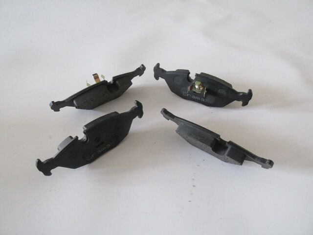 BMW 3 SERI- E30- 84/91; ARKA FREN BALATASI 316/318/320/325 (KABLOSUZ)(DISK)(125,40X37,70X16)(BRA