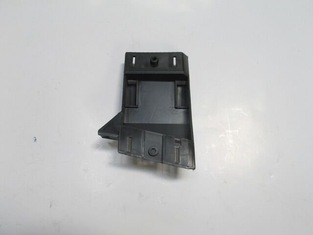BMW 3 SERI- E36- SD/COUPE- 91/98; ÖN TAMPON IÇ BAGLANTI BRAKETI SOL (YAN KULAGA TAKILAN)(PLASTIK)(TW
