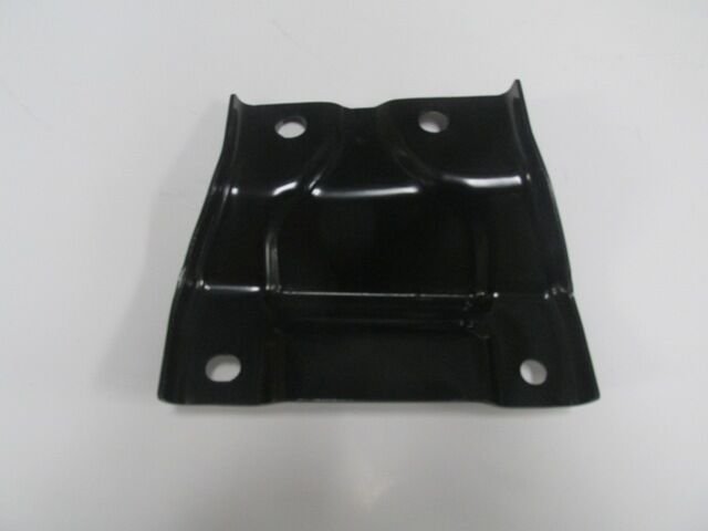 MITSUBISHI CANTER- FUSO- 06/12; ÖN TAMPON BRAKETI SAG (KÜÇÜK TIP) (TYG)