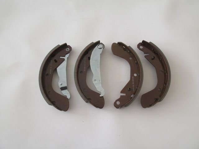 OPEL CORSA- C- 00/03; ARKA FREN PABUCU 1,0/1,2/1,3/1,4/1,7cc (100X28) (BRAMAX)