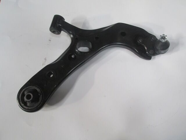 TOYOTA RAV4- 06/09; ÖN ALT TABLA SAG BURÇLU/ROTILLI (SALINCAK) (SH)