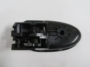 TOYOTA YARIS- 06/11; ÖN/ARKA KAPI IÇ AÇMA KOLU SAG SIYAH (TYG)