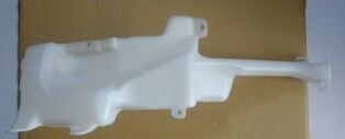 TOYOTA RAV4- 01/04; ÖN CAM SU BIDONU/DEPOSU (ÇIFT MOTORLU) (BORUSU ILE BIRLIKTE) (TW)