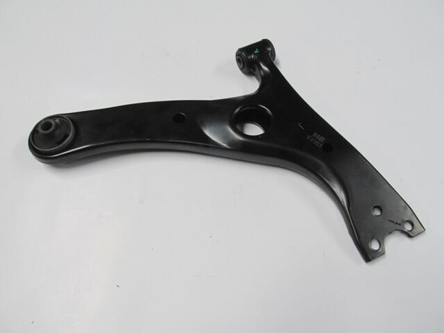 TOYOTA RAV4- 01/04; ÖN ALT TABLA SAG ROTILSIZ (SALINCAK) (SH)