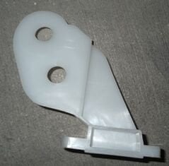 BMW 3 SERI- E46- SD/COUPE- 98/01; ÖN TAMPON IÇ BAGLANTI BRAKETI SAG (TYG)
