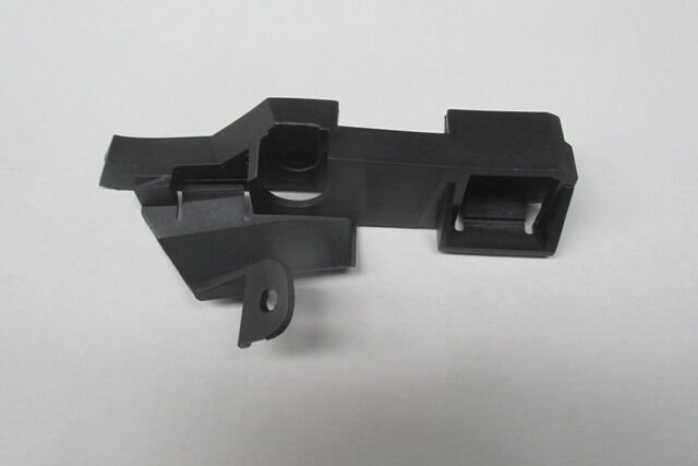 BMW 3 SERI- E46- SD- 98/01; ÖN TAMPON IÇ BRAKETI SOL PLASTIK (TYG)