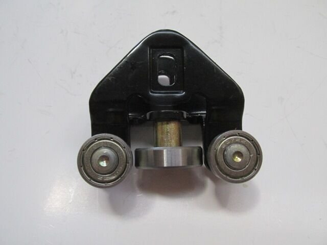 FORD TRANSIT CONNECT- 02/09; SÜRGÜLÜ KAPI ÜST RAY BAGLANTISI SAG/SOL AYNI (ADET)