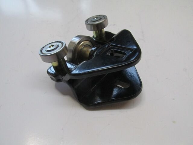 FORD TRANSIT CONNECT- 02/09; SÜRGÜLÜ KAPI ÜST RAY BAGLANTISI SAG/SOL AYNI (ADET)