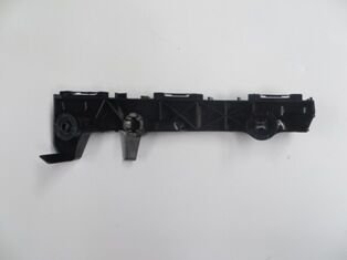 TOYOTA HILUX- PICK UP VIGO- 12/15; ÖN TAMPON BAGLANTI BRAKETI SAG (YAN SANAYI) (CASP)
