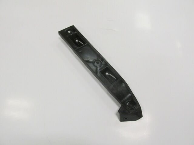 VOLKSWAGEN GOLF- 4- 98/04; ÖN TAMPON IÇ BAGLANTI BRAKETI SAG (YAN KULAGA TAKILAN