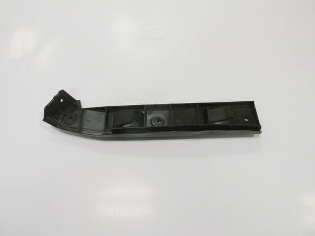 VOLKSWAGEN GOLF- 4- 98/04; ÖN TAMPON IÇ BAGLANTI BRAKETI SOL (YAN KULAGA TAKILAN