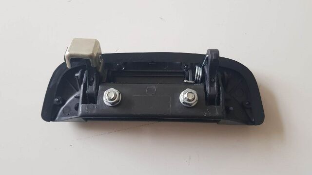 HYUNDAI H100- MINIBÜS- 97/08; ÖN KAPI DIS AÇMA KOLU SOL (IÇ KISIM METAL)
