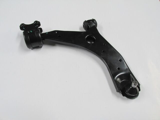 MAZDA 3- SD- 03/06; ÖN ALT TABLA SAG (SALINCAK) BURÇLU/ROTILLI BAGLANTI SACI ILE BIRLIKTE (SH)