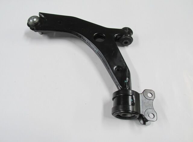 MAZDA 3- SD- 03/06; ÖN ALT TABLA SAG (SALINCAK) BURÇLU/ROTILLI BAGLANTI SACI ILE BIRLIKTE (SH)