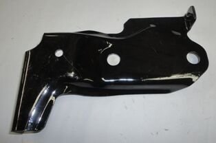 MITSUBISHI L200- PICK UP- 99/06; ÖN TAMPON BRAKETI ORTA SAG (ORIJINAL)