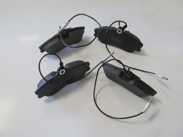 CITROEN XSARA- 98/00; ÖN FREN BALATASI (4 KABLOLU)(DISK) (129,7X56X18,5) (BRAMAX)