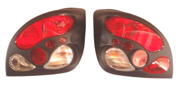 FORD FIESTA- 00/02; MODIFIYE STOP LAMBASI SAG/SOL SET 2 PARÇA SIYAH/KIRMIZI/BEYAZ (TYC)