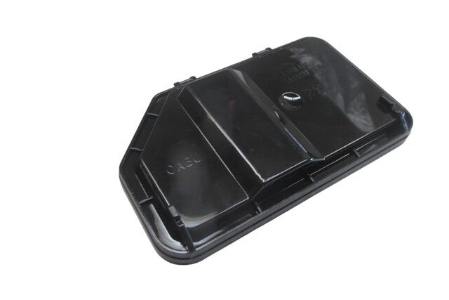 (YENİ ÜRÜN!!!)FORD FOCUS- SD/HB- 02/05; FAR KAPAGI SAG