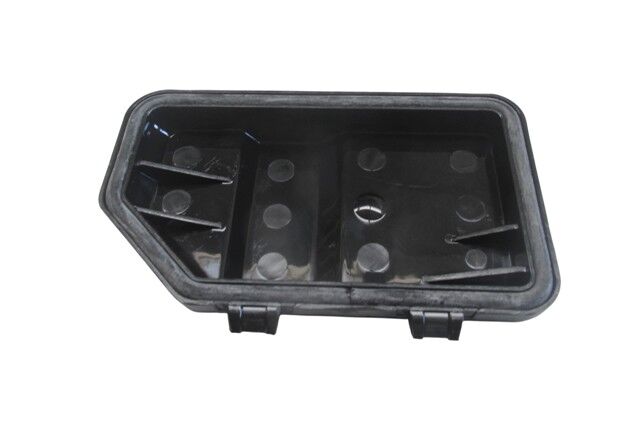 (YENİ ÜRÜN!!!)FORD FOCUS- SD/HB- 02/05; FAR KAPAGI SAG
