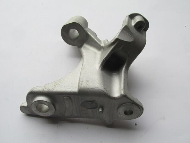 RENAULT MEGANE- 4- SD- 21/24; MOTOR BESIGI BAGLANTI AYAGI SOL (BESIK DARBE EMICI) (ALÜMINYUM)