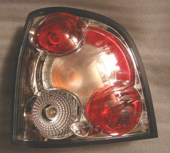 VOLKSWAGEN POLO- 5- 02/05; MODIFIYE STOP LAMBASI SAG/SOL SET 2 PARÇA NIKELAJLI/KIRMIZI/BEYAZ (TY