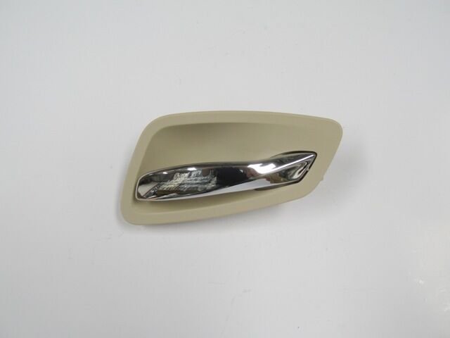 BMW 3 SERI- E90- COUPE- 05/11; ÖN KAPI IÇ AÇMA KOLU SAG BEJ (ELCEGI NIKELAJLI) (HUSHAN)