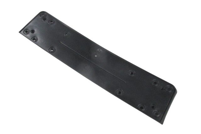 BMW 5 SERI- E60- 04/10; ÖN TAMPON PLAKALIK PLASTIGI KISA SIYAH (M-TECH/LCI)