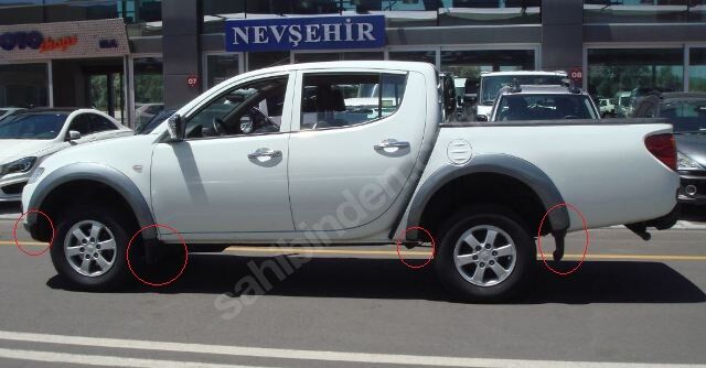 MITSUBISHI L200- PICK UP- 10/15; ARKA ÇAMURLUK AGZI PLASTIGI SAG (DODIK) 4X2
