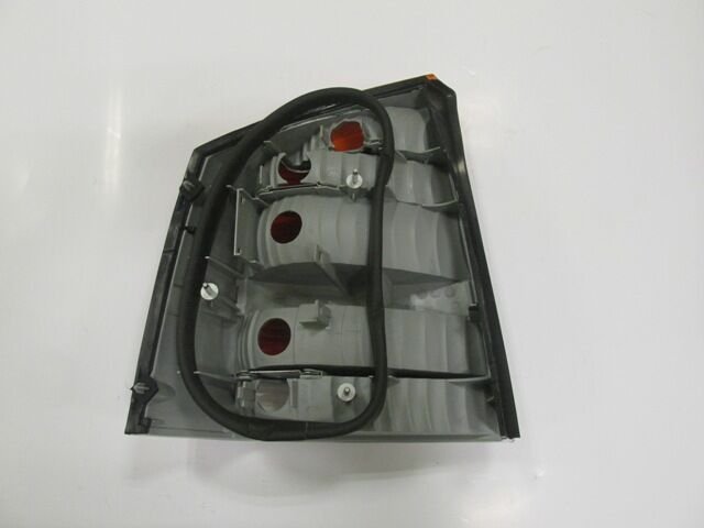 OPEL VECTRA- C- 03/05; STOP LAMBASI SAG SARI/KIRMIZI/BEYAZ