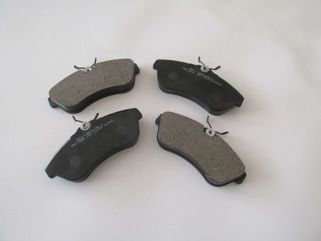 CITROEN C3- 03/09; ÖN FREN BALATASI 1,4/1,4HDI/1,6/1,6HDI (KABLOSUZ)(DISK) (129X56X18) (BRAMAX)