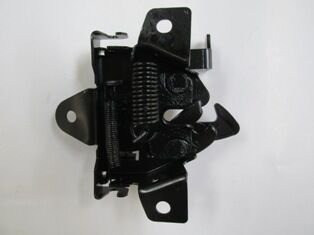 HYUNDAI I20- 09/12; KAPUT KILIDI (TW)
