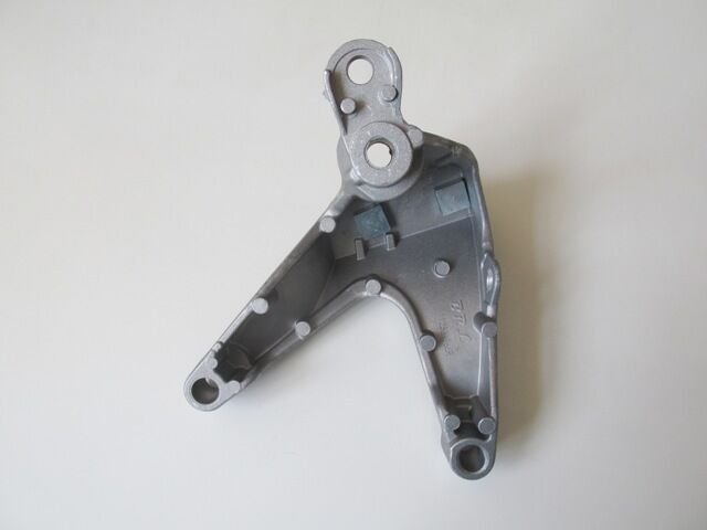 DACIA SANDERO- 13/20; MOTOR TAKOZU BAGLANTI AYAGI SOL 1,5DCI
