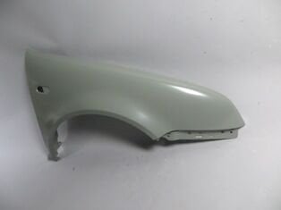 VOLKSWAGEN BORA- 99/05; ÖN ÇAMURLUK DELIKLI SAG GRI BOYALI (SIMYI)