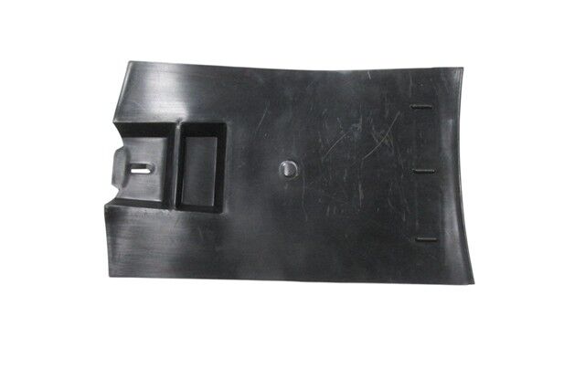 MERCEDES B CLASS- W246- 15/17; ÖN ÇAMURLUK DAVLUMBAZ KAPAGI SAG/SOL AYNI (ADET)