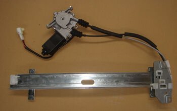 HYUNDAI SONATA- 94/96; ÖN CAM KRIKOSU SAG ELEKTRIKLI/MOTORLU