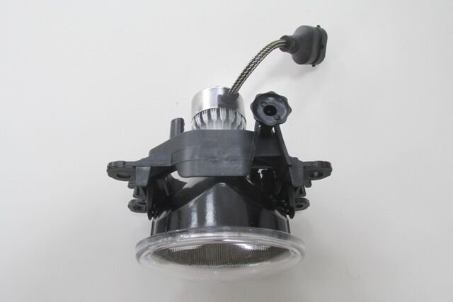FORD FOCUS- SD/HB- 05/07; SIS LAMBASI SAG/SOL AYNI (ADET) LED AMPÜLLÜ
