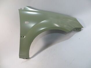 KIA RIO- III- 06/11; ÖN ÇAMURLUK SAG SINYAL DELIKLI/BAND DELIKLI GRI BOYALI (SIMYI)