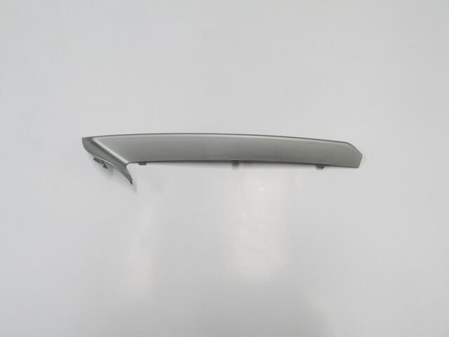 BMW 5 SERI- F10- 13/16; SIS LAMBA KAPAGI ÜST ÇITASI SAG GÜMÜS GRI (TW)