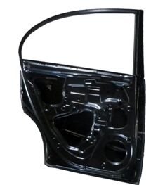 KIA RIO- III- 06/11; ARKA KAPI KOMPLE SOL SIYAH BAND DELIKLI (SEDAN) ÇELIK BARLI (ICELI)(TW)