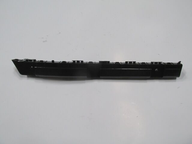 NISSAN QASHQAI- J11- 14/21; ARKA TAMPON BAGLANTI BRAKETI SOL PLASTIK (TW)