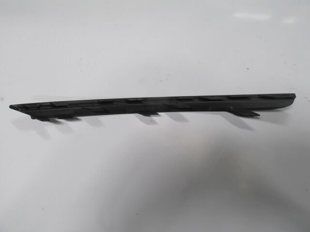 OPEL CORSA- E- 15/19; ÖN TAMPON PANJURU ÇITASI SAG (SIS LAMBA KAPAGI ALT ÇITASI)(TW)