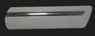 MERCEDES E CLASS- W210- 00/02; ÖN ÇAMURLUK BANDI SAG BEYAZ (NIKELAJ KAPLAMALI) NIK/BEYAZ (TYG)